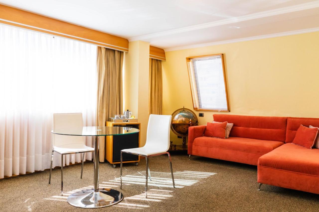 Hotel Restaurante Ankara Виня дел Мар Екстериор снимка
